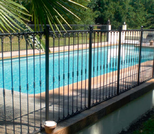 Barrieres de protection piscine ambiance